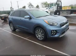 KNDCD3LDXN5547580 2022 KIA NIRO