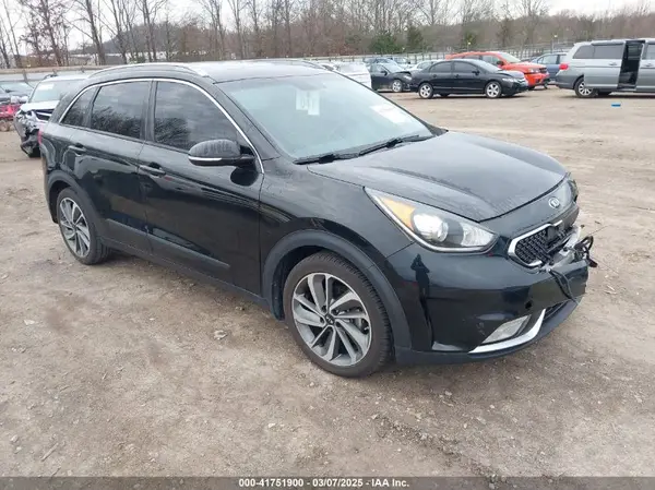 KNDCE3LC0H5040261 2017 KIA NIRO - Image 1