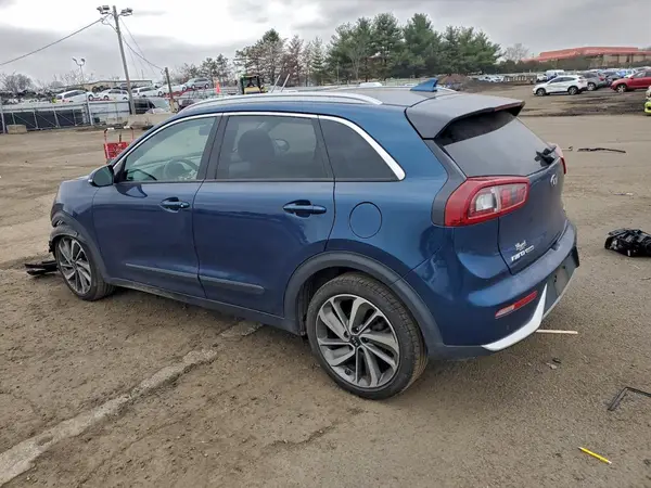KNDCE3LC0H5043936 2017 KIA NIRO - Image 2