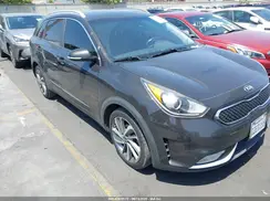 KNDCE3LC0H5053477 2017 KIA NIRO