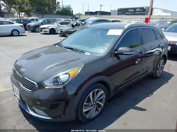 KNDCE3LC0H5053477 2017 KIA NIRO - Image 2