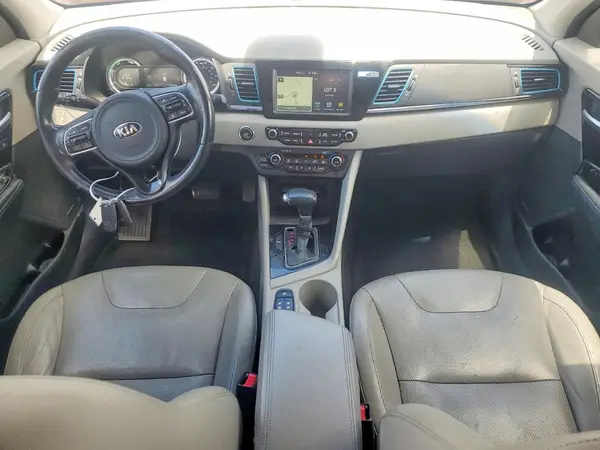 KNDCE3LC0H5057769 2017 KIA NIRO - Image 8