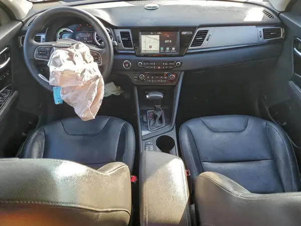 KNDCE3LC0H5066536 2017 KIA NIRO - Image 8