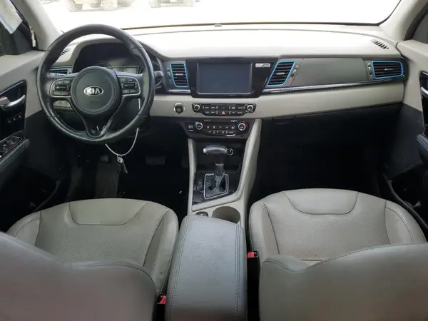 KNDCE3LC0J5119581 2018 KIA NIRO - Image 8