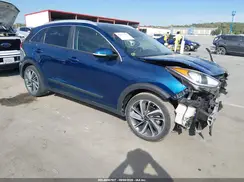 KNDCE3LC0J5127485 2018 KIA NIRO