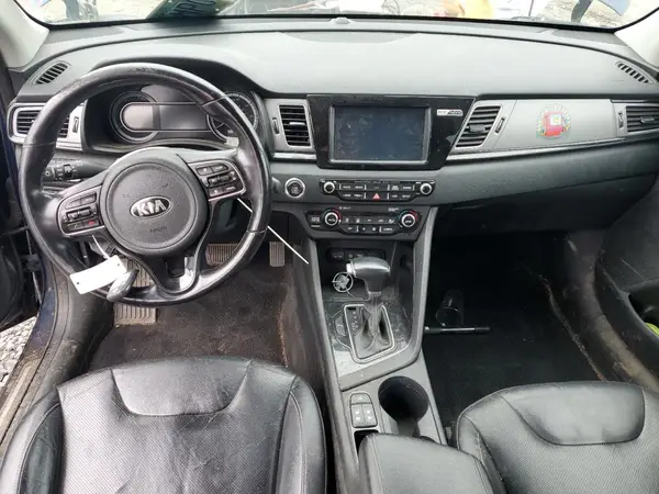 KNDCE3LC0J5133755 2018 KIA NIRO - Image 8