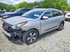 KNDCE3LC0J5137756 2018 KIA NIRO
