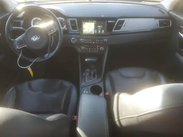 KNDCE3LC0J5148451 2018 KIA NIRO - Image 8