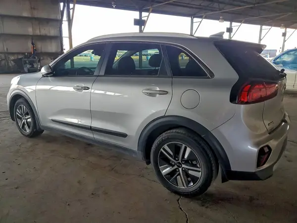 KNDCE3LC0M5465313 2021 KIA NIRO - Image 2