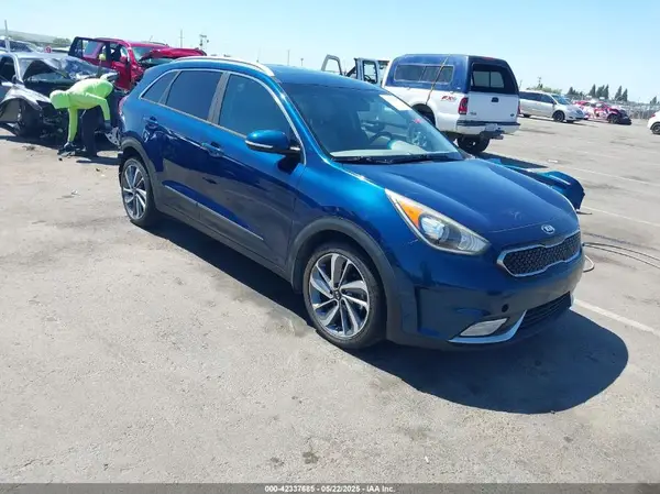 KNDCE3LC1H5043203 2017 KIA NIRO - Image 1