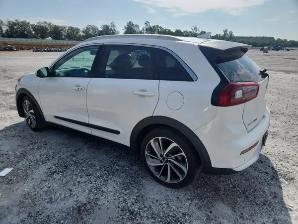 KNDCE3LC1H5045582 2017 KIA NIRO - Image 2