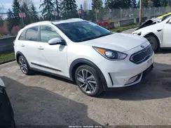 KNDCE3LC1H5050815 2017 KIA NIRO