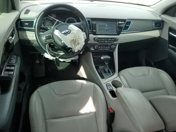 KNDCE3LC1H5069171 2017 KIA NIRO - Image 8
