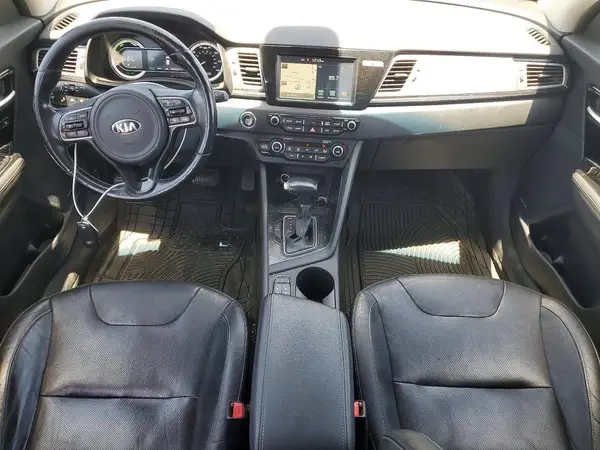KNDCE3LC1H5072779 2017 KIA NIRO - Image 8