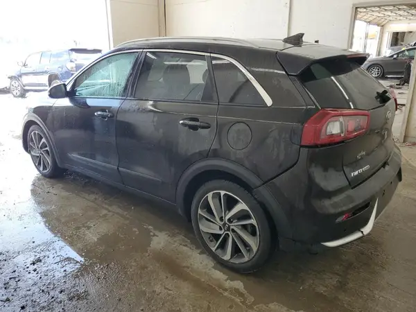 KNDCE3LC1J5107990 2018 KIA NIRO - Image 2