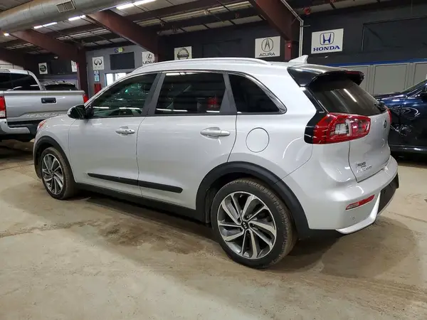 KNDCE3LC1J5118312 2018 KIA NIRO - Image 2