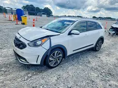 KNDCE3LC1J5186111 2018 KIA NIRO
