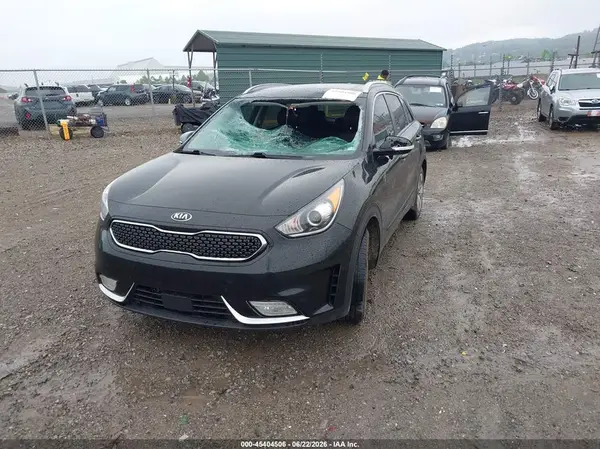 KNDCE3LC1K5323923 2019 KIA NIRO - Image 2