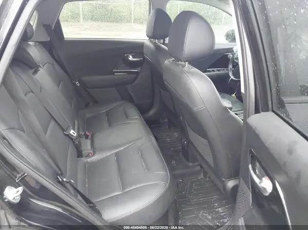 KNDCE3LC1K5323923 2019 KIA NIRO - Image 8