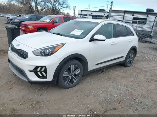 KNDCE3LC1M5482282 2021 KIA NIRO - Image 2