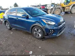 KNDCE3LC1N5489928 2022 KIA NIRO