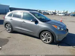 KNDCE3LC2H5043159 2017 KIA NIRO