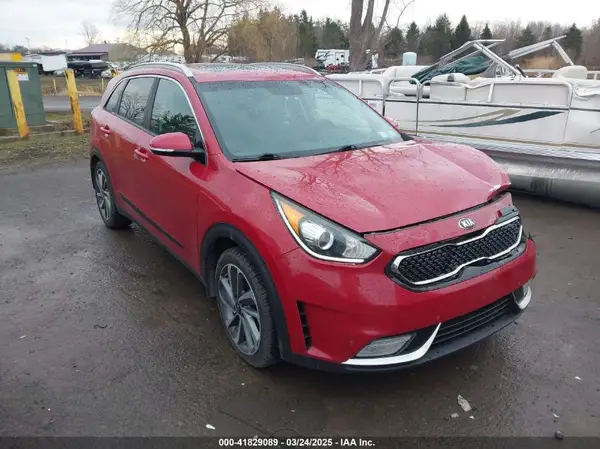 KNDCE3LC2H5066778 2017 KIA NIRO - Image 1