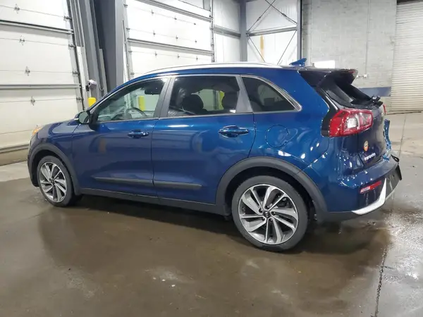 KNDCE3LC2H5067932 2017 KIA NIRO - Image 2