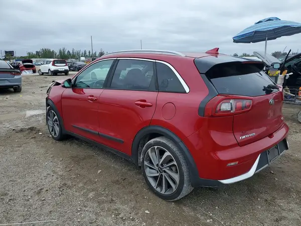 KNDCE3LC2H5076761 2017 KIA NIRO - Image 2