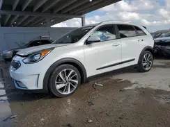 KNDCE3LC2H5082382 2017 KIA NIRO