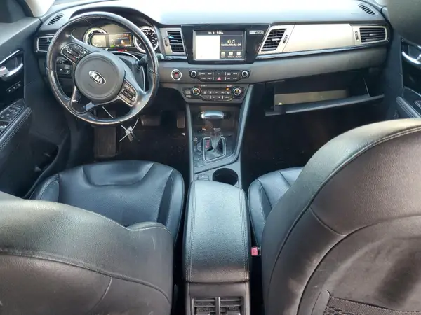 KNDCE3LC2J5118223 2018 KIA NIRO - Image 8