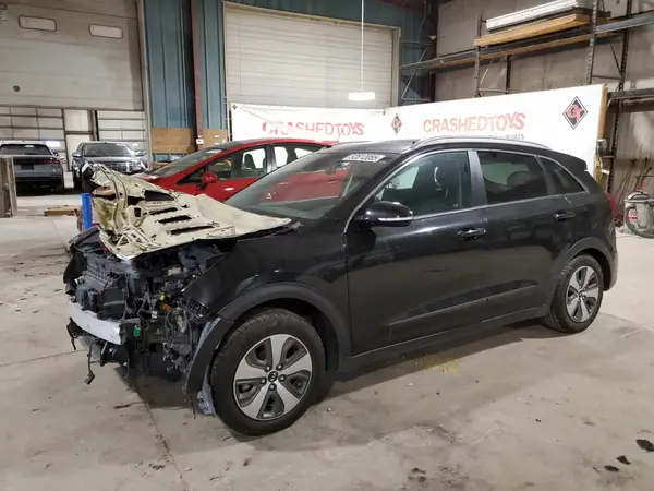 KNDCE3LC2J5179944 2018 KIA NIRO - Image 1
