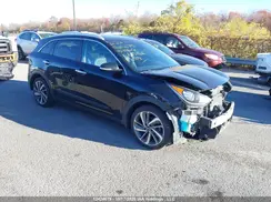 KNDCE3LC2K5265806 2019 KIA NIRO