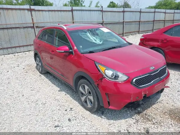 KNDCE3LC2K5356963 2019 KIA NIRO - Image 1