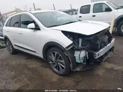 KNDCE3LC3H5044725 2017 KIA NIRO