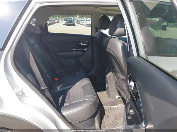 KNDCE3LC3H5067289 2017 KIA NIRO - Image 8