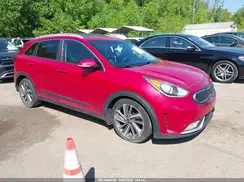 KNDCE3LC3H5071746 2017 KIA NIRO