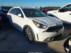 KNDCE3LC3H5089566 2017 KIA NIRO