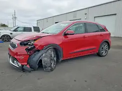 KNDCE3LC3J5121597 2018 KIA NIRO