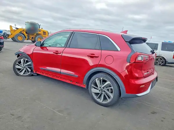KNDCE3LC3J5121597 2018 KIA NIRO - Image 2