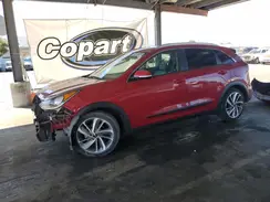 KNDCE3LC3J5139470 2018 KIA NIRO
