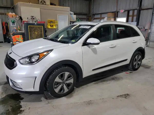 KNDCE3LC3J5140957 2018 KIA NIRO - Image 1