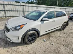 KNDCE3LC3J5177006 2018 KIA NIRO