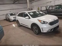 KNDCE3LC3K5216257 2019 KIA NIRO