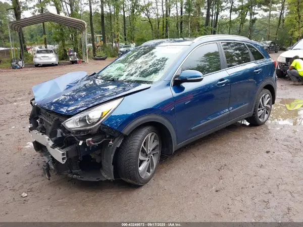 KNDCE3LC3K5223838 2019 KIA NIRO - Image 2