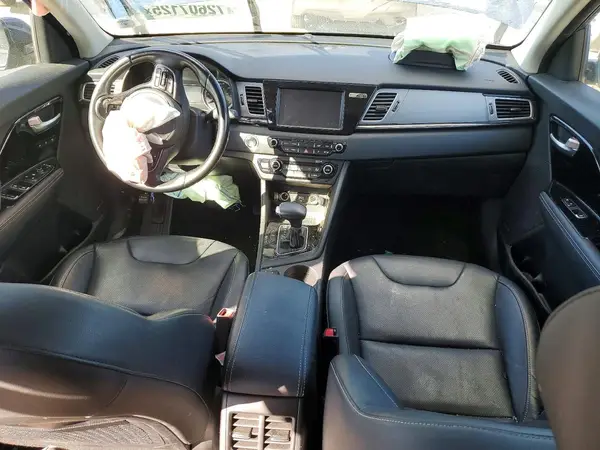 KNDCE3LC3K5338956 2019 KIA NIRO - Image 8