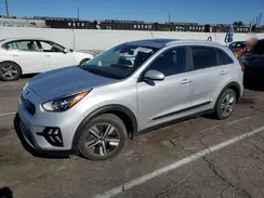 KNDCE3LC3M5472949 2021 KIA NIRO