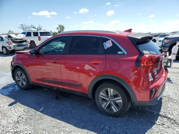 KNDCE3LC3N5493818 2022 KIA NIRO - Image 2