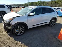 KNDCE3LC4H5038531 2017 KIA NIRO
