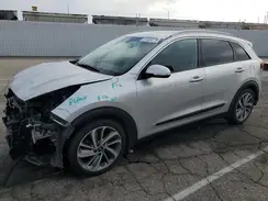 KNDCE3LC4H5043809 2017 KIA NIRO